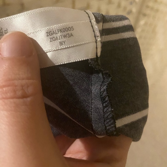 Tommy Hilfiger Black and White Striped Dress Size 12 - Picture 12 of 14